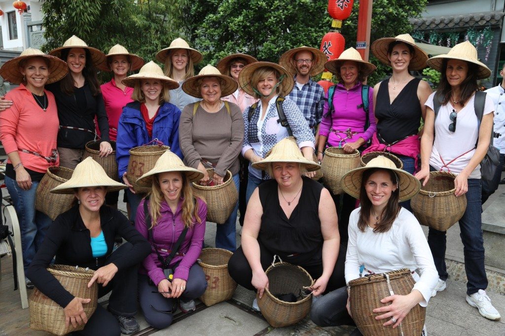 Long Jing green tea garden: Group photo